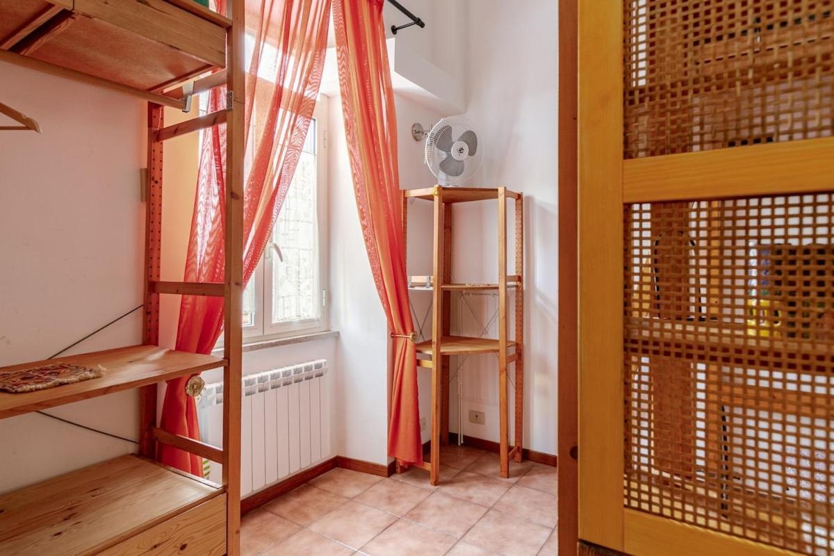 Cozy At Pedestrian Street Apartment