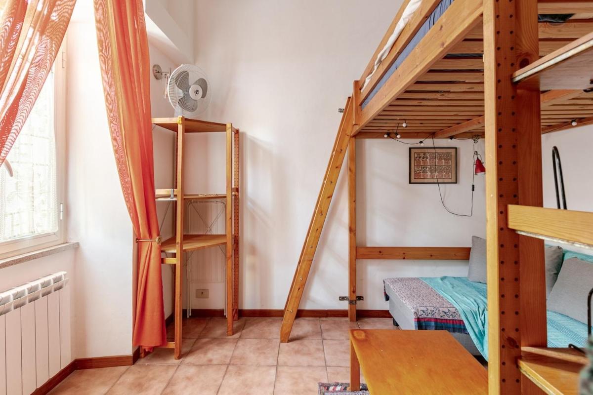 Cozy At Pedestrian Street Apartment